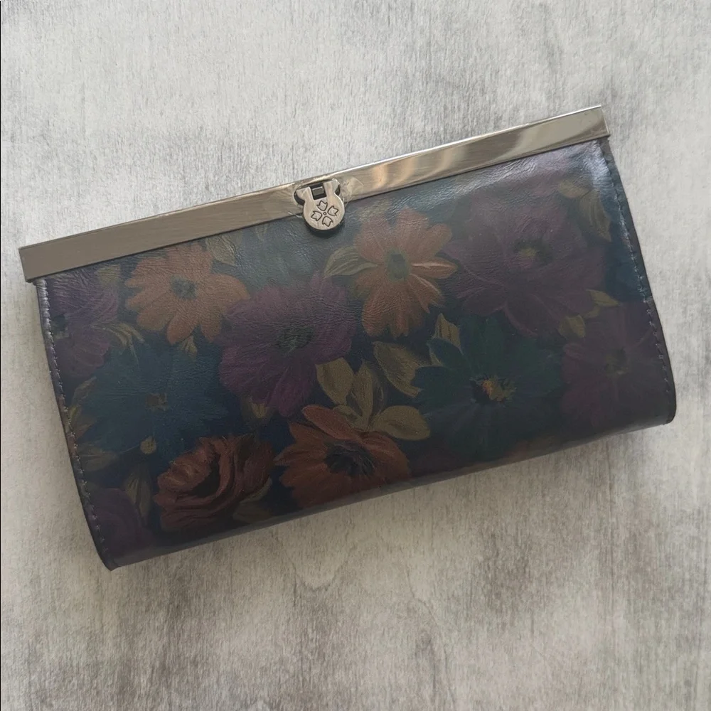 Patricia Nash Floral Peruvian Paint Frame Cauchy RFID Leath Clutch Wallet Black